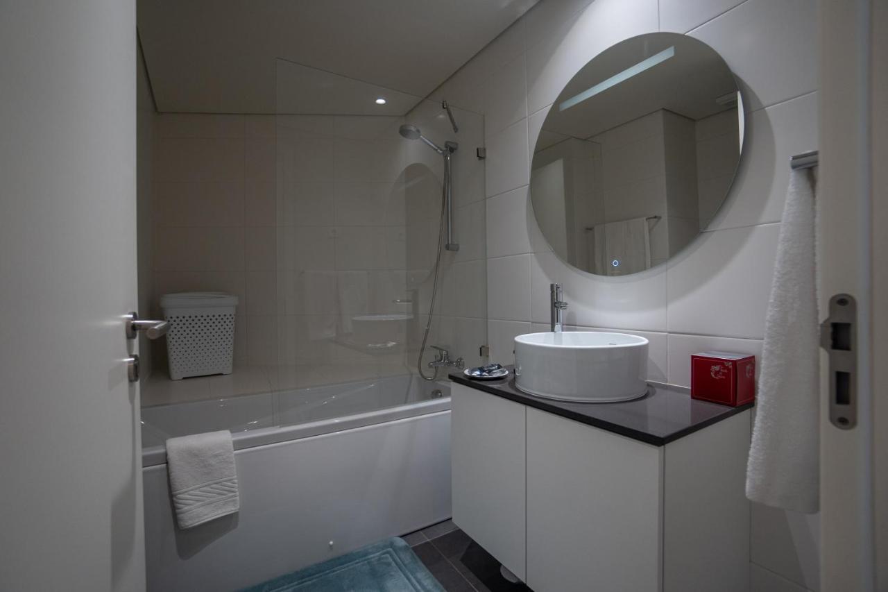 Sublime Coliseum Apartment ปอนตาเดลกาดา ภายนอก รูปภาพ