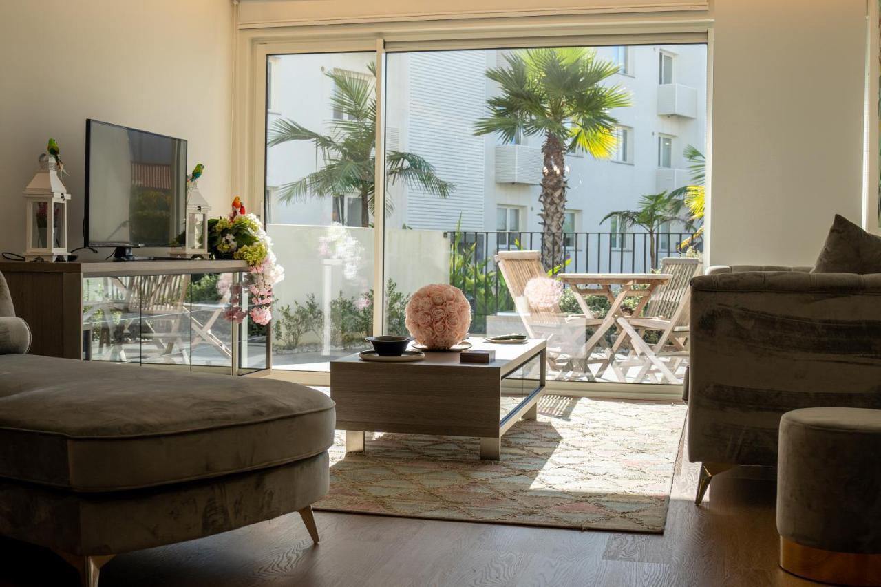 Sublime Coliseum Apartment ปอนตาเดลกาดา ภายนอก รูปภาพ